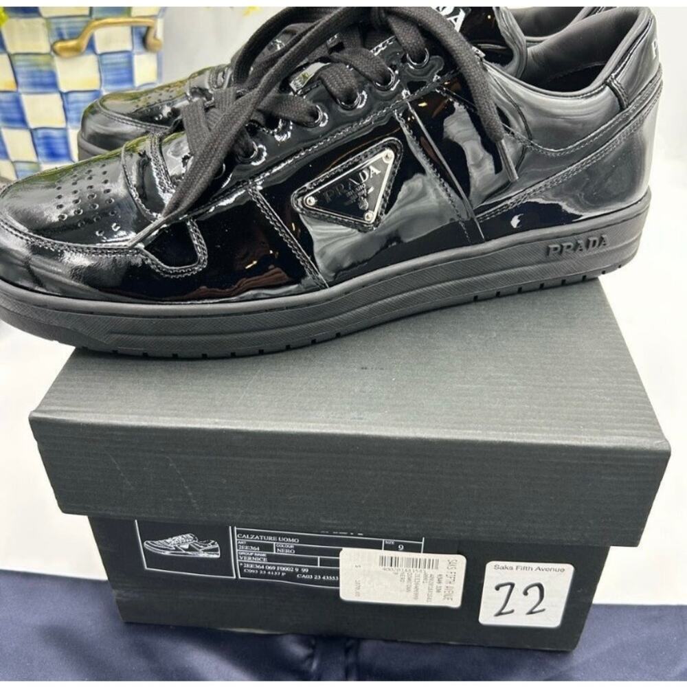 Men's Prada downtown patent leather triangle logo sneakers size 9, made in Italy - Picture 6 of 12